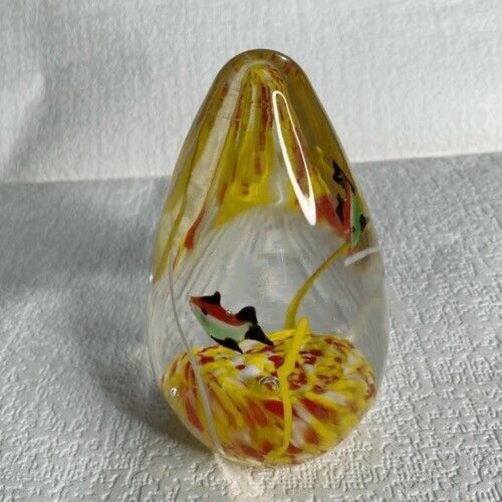 VTG Murano Egg Shape Fish Millefiori Hand Blown Glass Unsigned Paperweight 3.5"